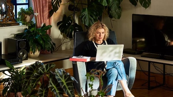 Woman in her fifties on laptop